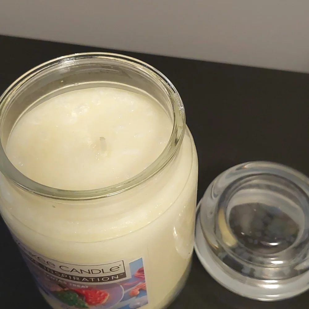 YANKEE CANDLE Home Inspiration Santa's Treat Large Jar Candle